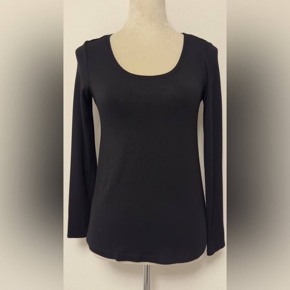Mercer & Madison Black Long Sleeve Tee